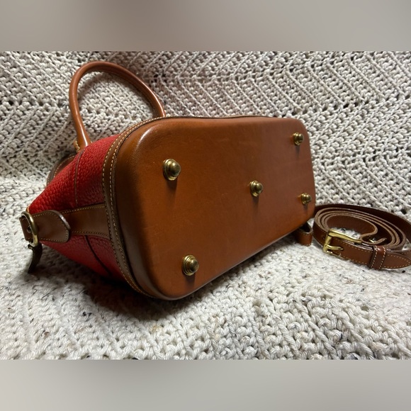 Vintage Dooney and Bourke Red Norfolk Crossbody - Picture 5 of 9